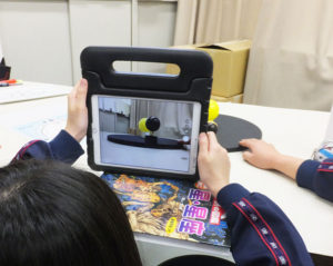 日吉台中でもいよいよiPadが授業に取り入れられ、WiFi環境も整備されたという。これからのIT時代を生きる生徒たちがどのようにITに向き合い、活用できるかにも注目が集まる