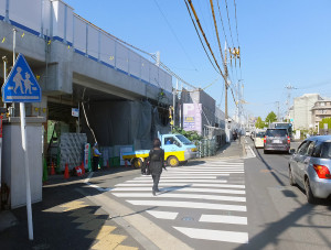 来月（2016年11月）1日に廃止される日吉第1架道橋（写真左側、右側は綱島街道）