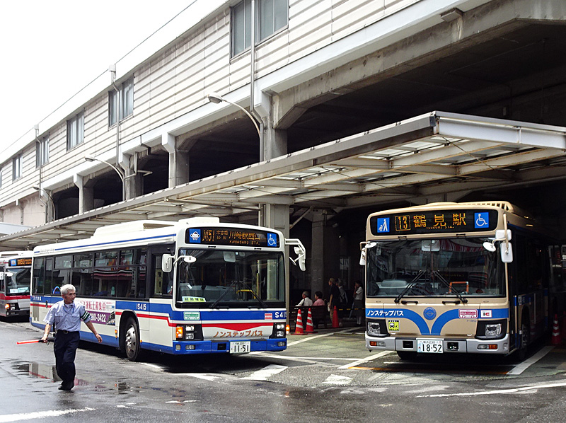 綱島駅と鶴見駅結ぶ 市営バス が夏季減便 8 1 木 からの平日に 横浜日吉新聞