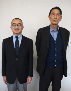 それぞれの地区の「新しい顔」となった相沢会長（高田、左）、鈴木会長（師岡）