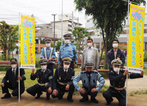 地元・綱島の交通安全協会の支部会員や日吉、高田、新横浜などからも参加者が駆け付けていた