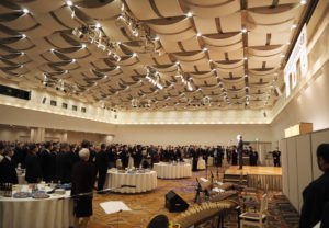 新横浜プリンスホテルで3年ぶりに開催された「港北区新年賀詞交換会」には運営側も含めると約400人もの人々が集まった
