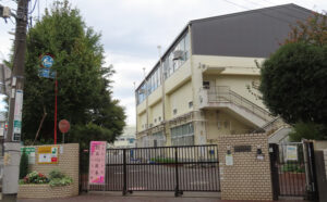 横浜市でも30数校のみという最古の「150周年」校としての記念式典を無事に終えた日吉台小学校。次なる記念イヤー「200周年」に向けての歴史が、またここから始まります