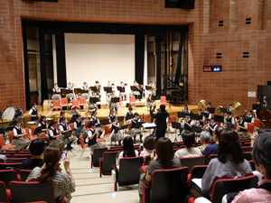 昨年（2023年）は「コロナ禍」を乗り越えてきた3年生を中心に、予選会を経て5年ぶりに神奈川県吹奏楽コンクールに出場することができた（写真は過去開催時）