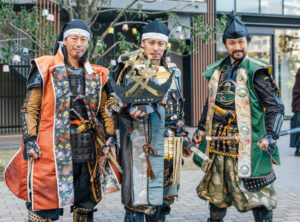 「やまがた愛の武将隊」は米沢市に拠点を置き活動。いつかの港北区内「小机城址」とのコラボや小机・新横浜方面での登場も期待したいところ（ニュースリリースより）