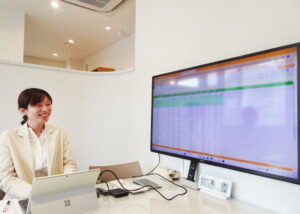 デジタル技術を駆使し業務を可視化。法人クライアント（顧客）や若手スタッフにも好評を博しているという
