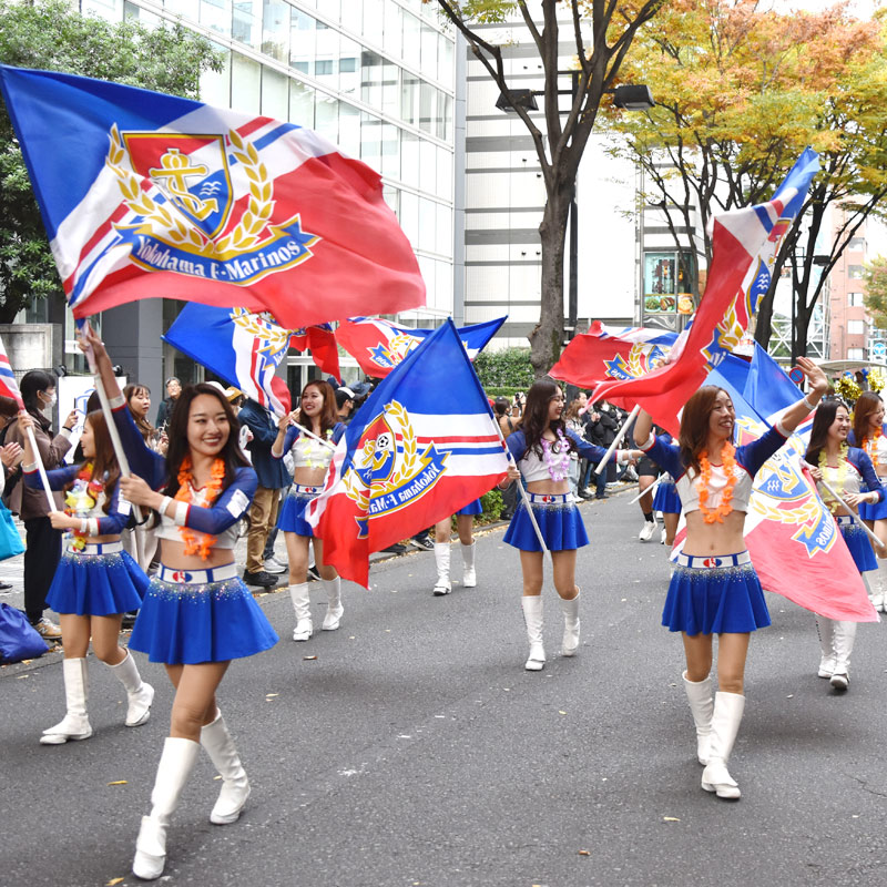 横浜F・マリノスの公式チア「トリコロールマーメイズ」が新メンバーを