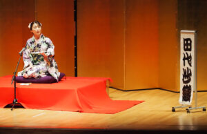 2024年開催時は田代沙織さんによる「交通安全・防犯落語」も披露された