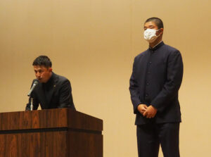 部員数は約50人。「昨年（2025年）と比べるとチーム全体、一人ひとりが役割をもって取り組んでいます。練習も工夫し、何もやらない人がいない。いい雰囲気で取り組めています」と現在のチーム状況を説明していた